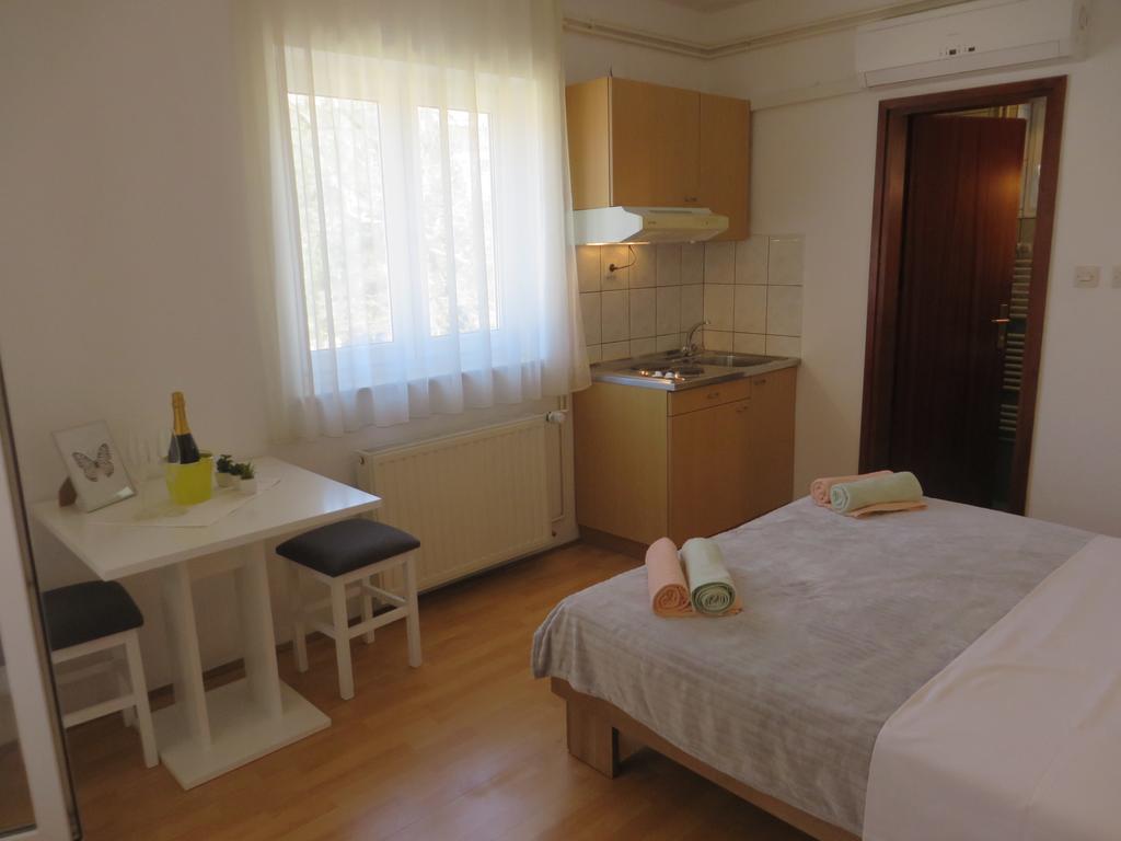 Apartments Karaba Pakoštane Dış mekan fotoğraf