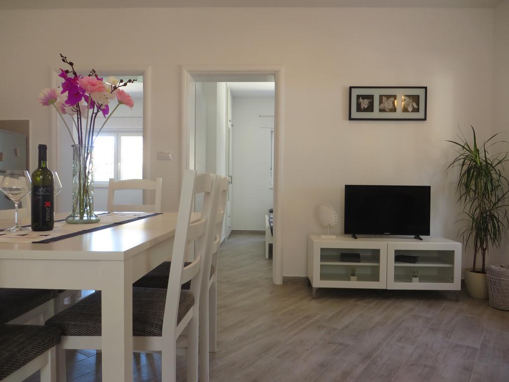 Apartments Karaba Pakoštane Dış mekan fotoğraf