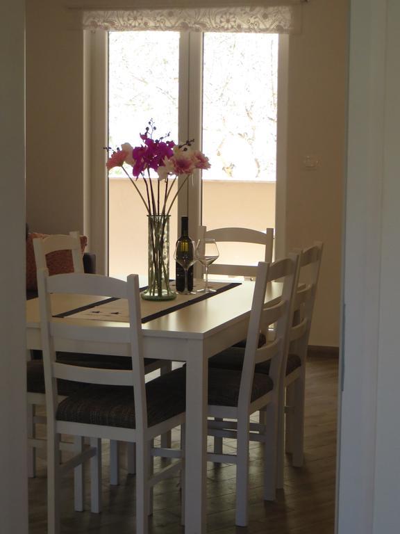 Apartments Karaba Pakoštane Dış mekan fotoğraf
